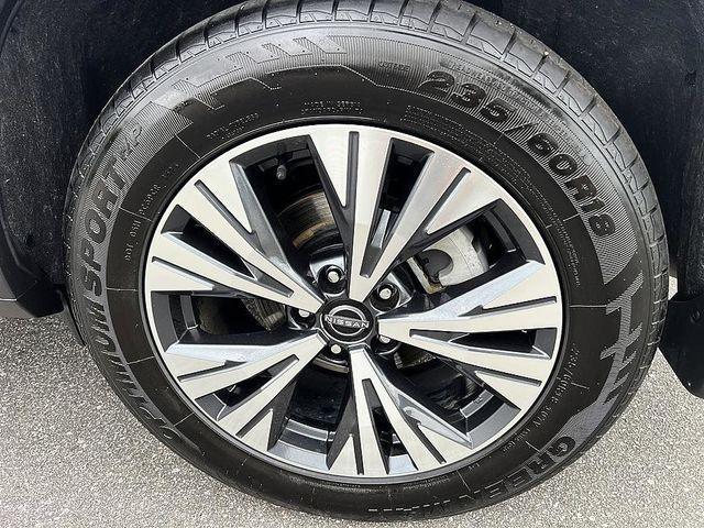 used 2023 Nissan Rogue car, priced at $26,174