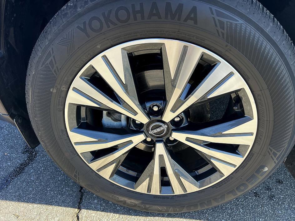 used 2023 Nissan Rogue car, priced at $21,475