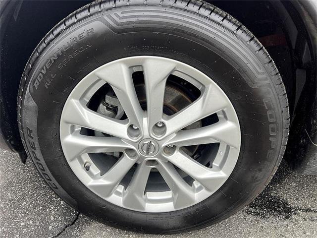 used 2015 Nissan Rogue car, priced at $10,988