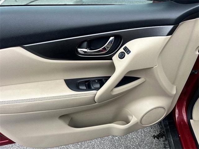 used 2015 Nissan Rogue car, priced at $10,988