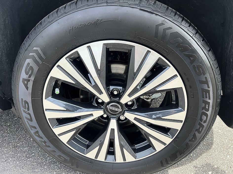 used 2023 Nissan Rogue car, priced at $24,374