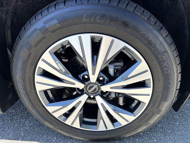 used 2023 Nissan Rogue car, priced at $25,374