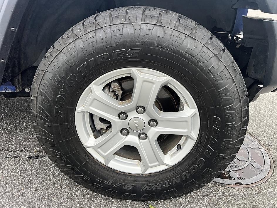 used 2018 Jeep Wrangler Unlimited car, priced at $22,774