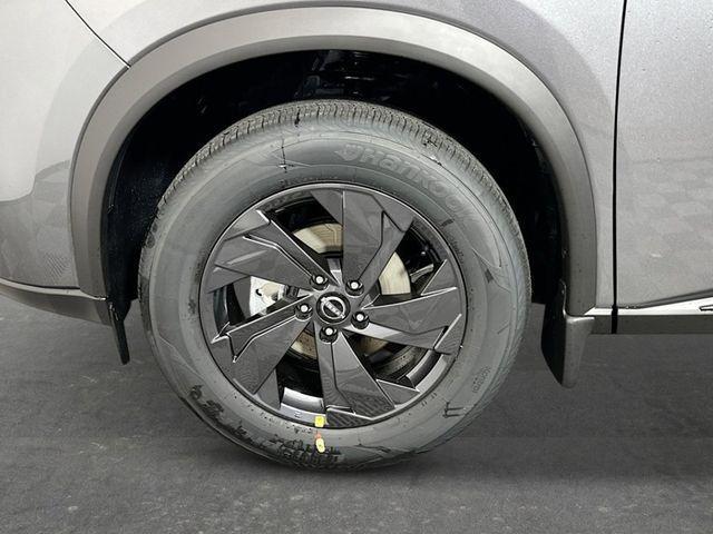 new 2026 Nissan Rogue car, priced at $30,038
