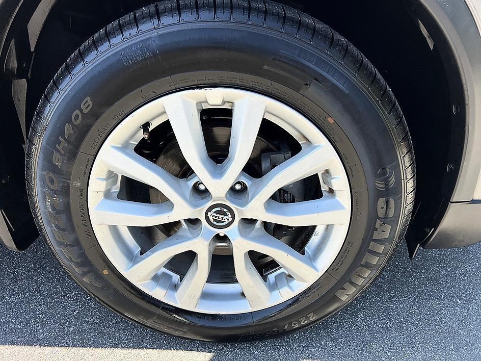 used 2020 Nissan Rogue car, priced at $17,774