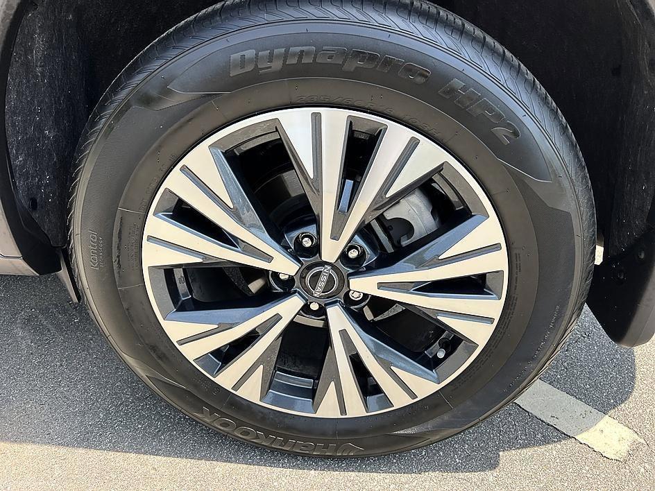 used 2023 Nissan Rogue car, priced at $24,574