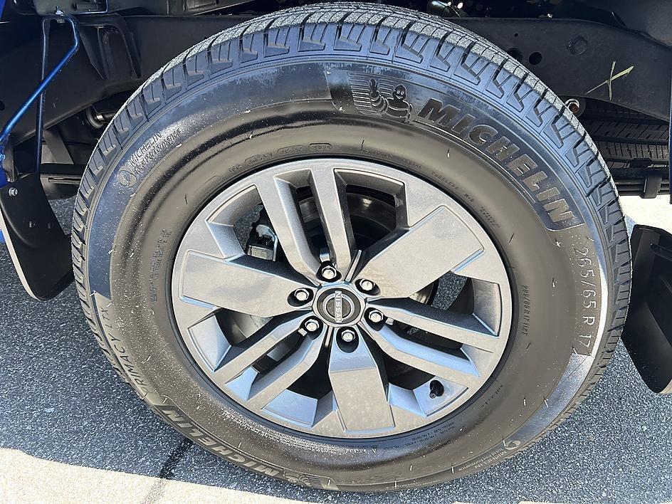 used 2025 Nissan Frontier car, priced at $37,274