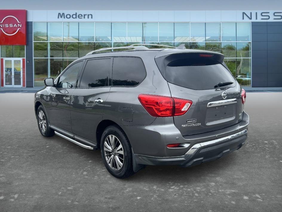 used 2019 Nissan Pathfinder car, priced at $19,287