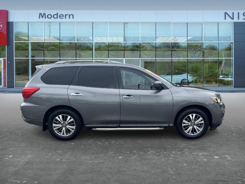 used 2019 Nissan Pathfinder car, priced at $19,287