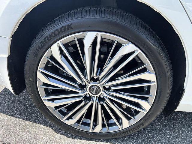 used 2023 Nissan Altima car, priced at $25,574