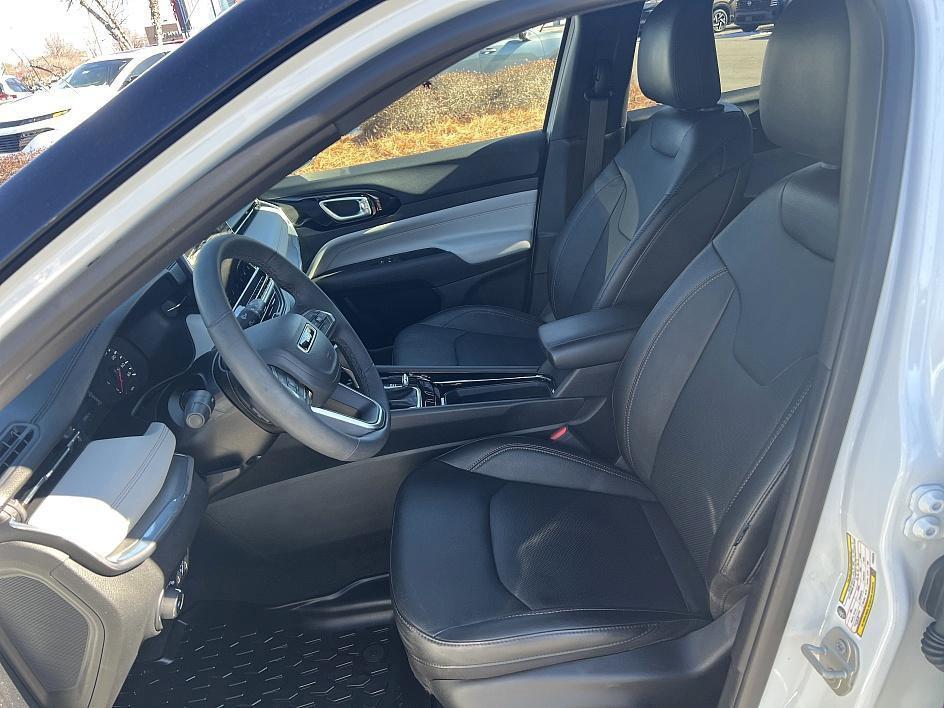 used 2023 Jeep Compass car, priced at $22,775