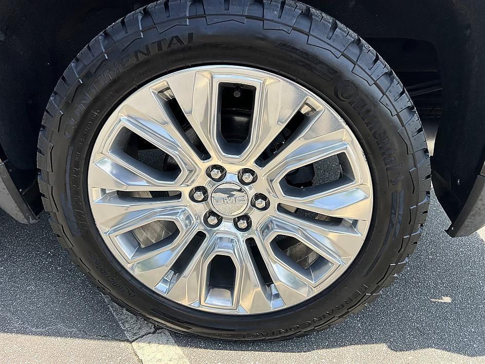 used 2020 GMC Sierra 1500 car, priced at $40,174
