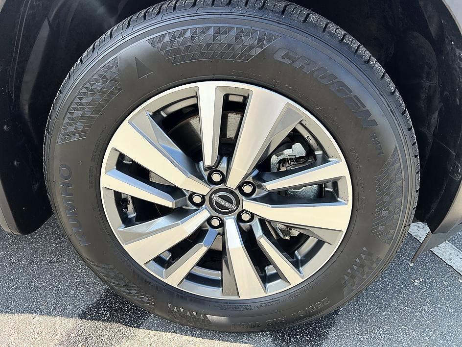 used 2025 Nissan Pathfinder car, priced at $35,774
