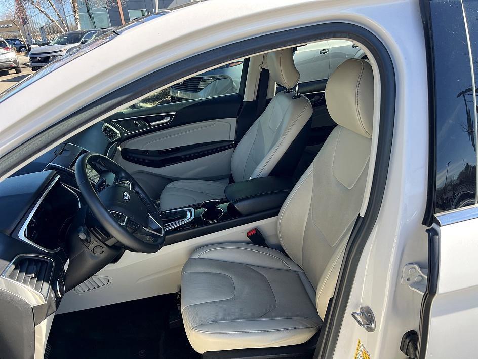 used 2018 Ford Edge car, priced at $14,375