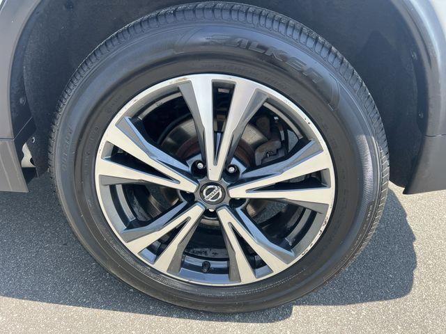 used 2019 Nissan Rogue car, priced at $17,198