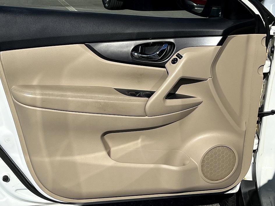 used 2016 Nissan Rogue car, priced at $11,788