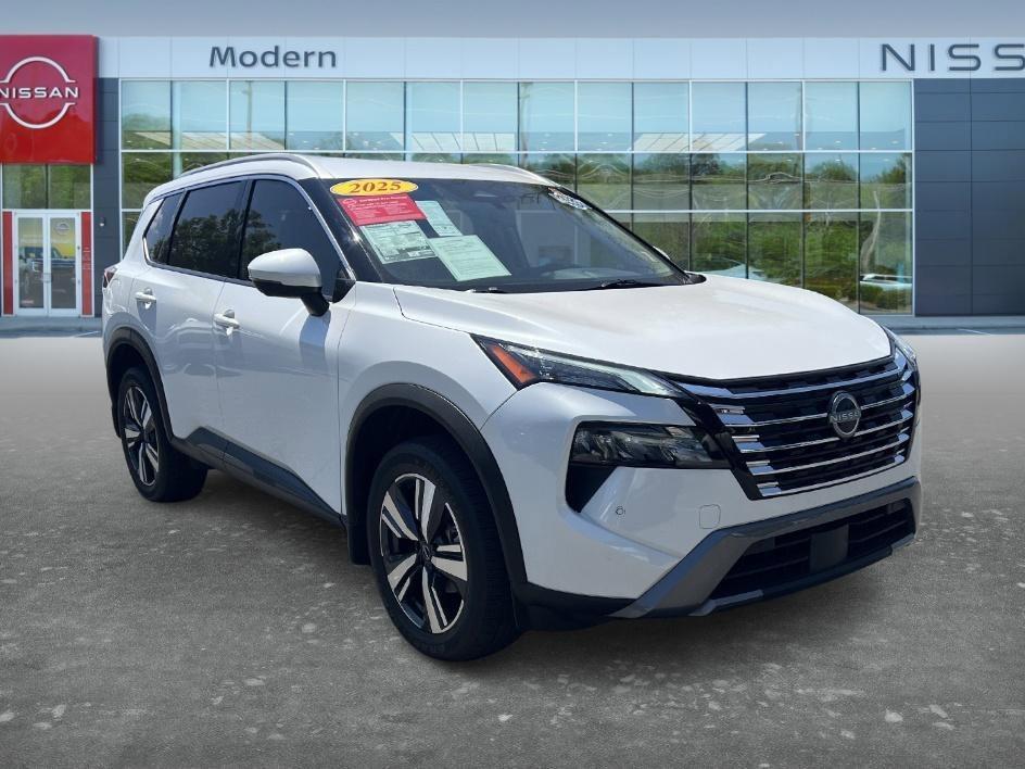 used 2025 Nissan Rogue car, priced at $29,787