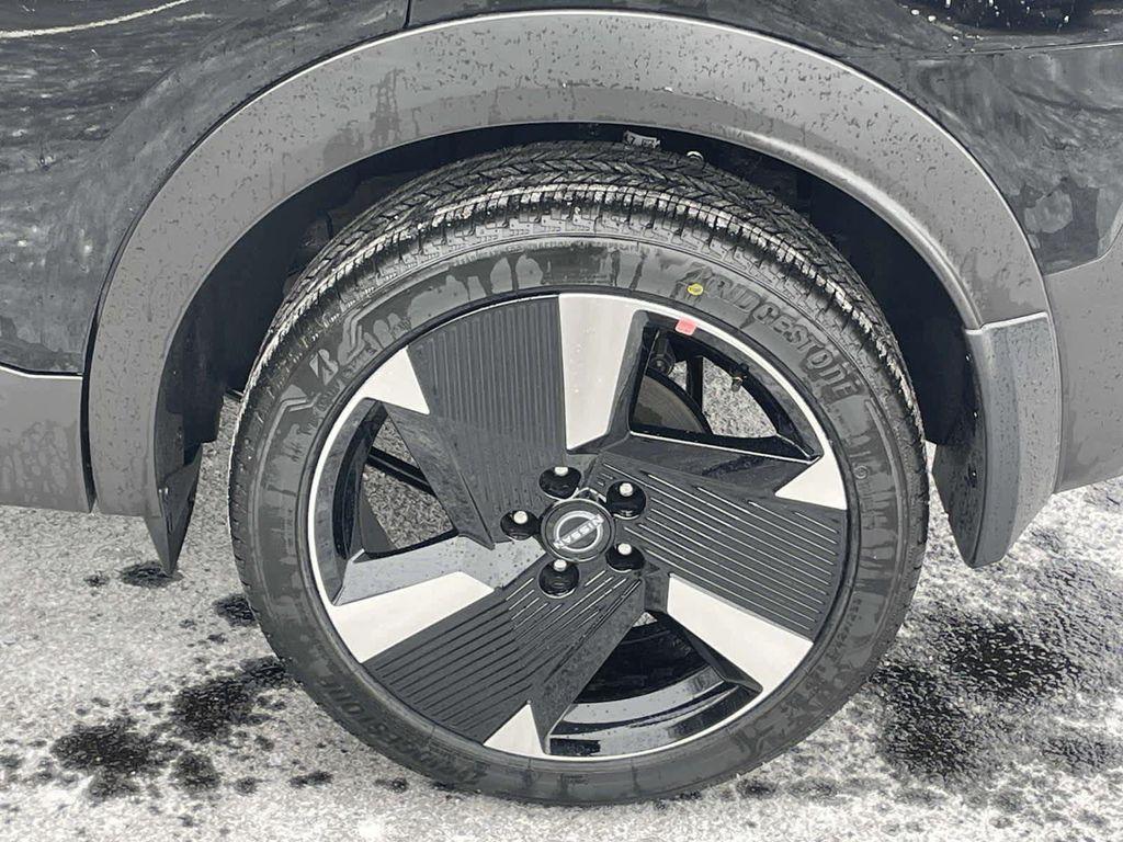 new 2026 Nissan Kicks car, priced at $30,305