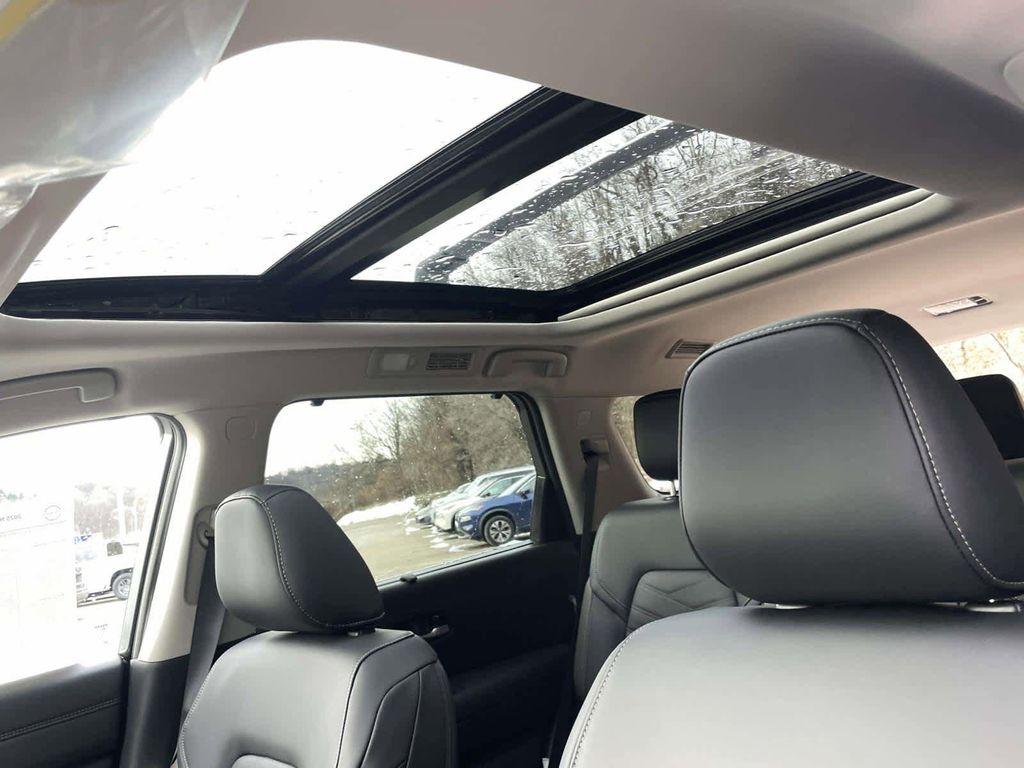 new 2025 Nissan Pathfinder car, priced at $46,235