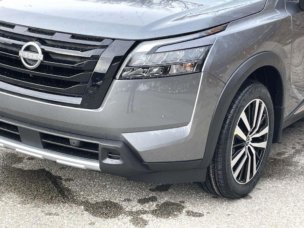 new 2025 Nissan Pathfinder car, priced at $46,235