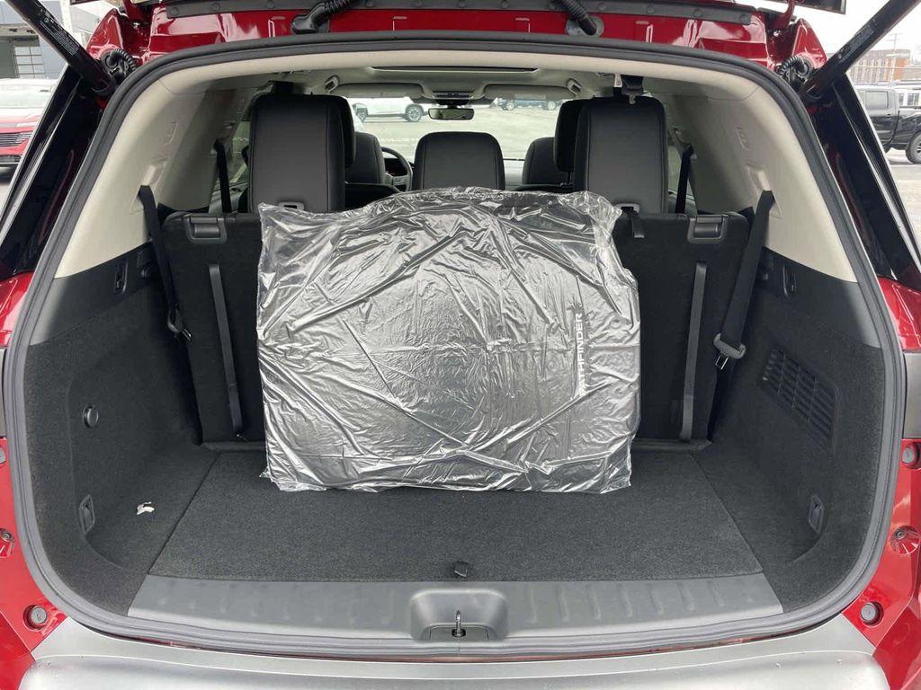 new 2026 Nissan Pathfinder car, priced at $44,952