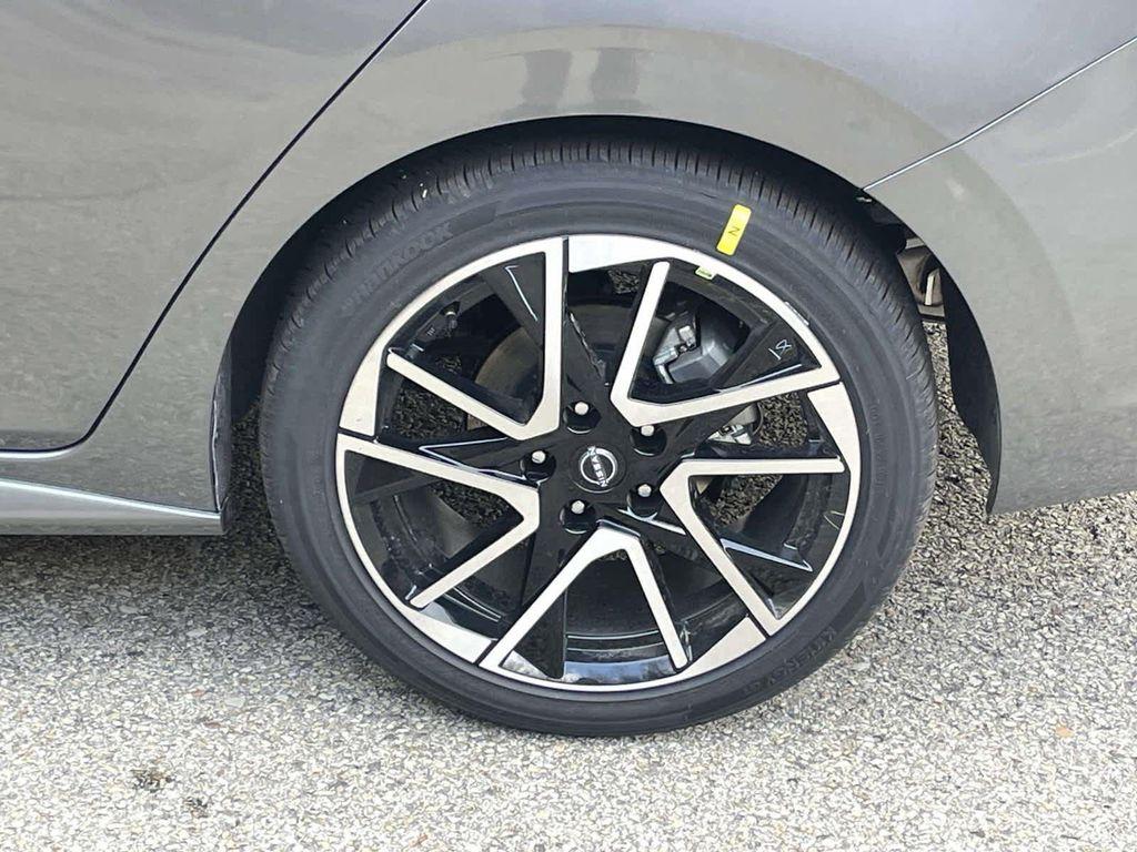 new 2025 Nissan Sentra car, priced at $23,482