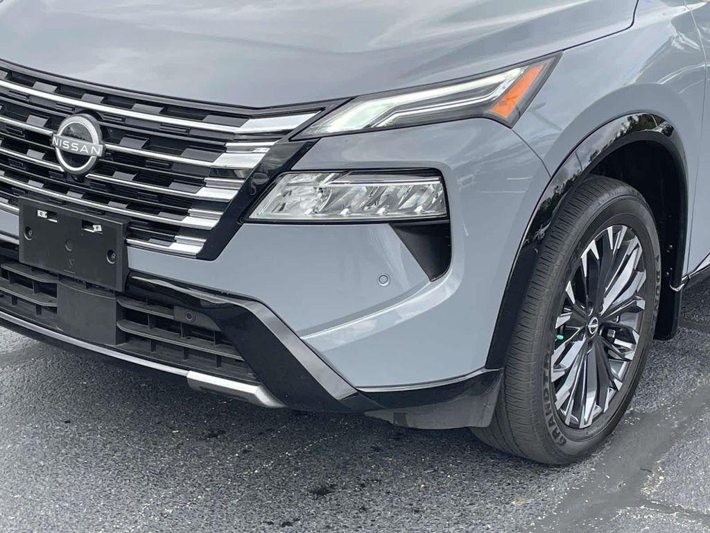 2024 Boulder Gray Pearl Nissan Rogue