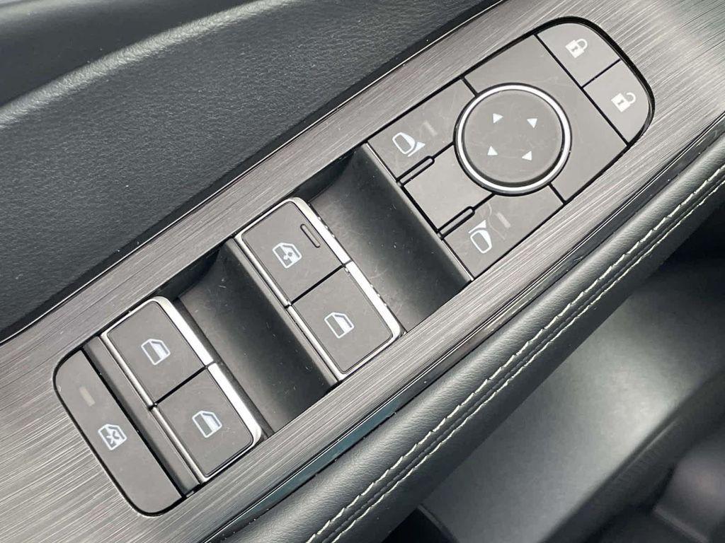 2024 Boulder Gray Pearl Nissan Rogue