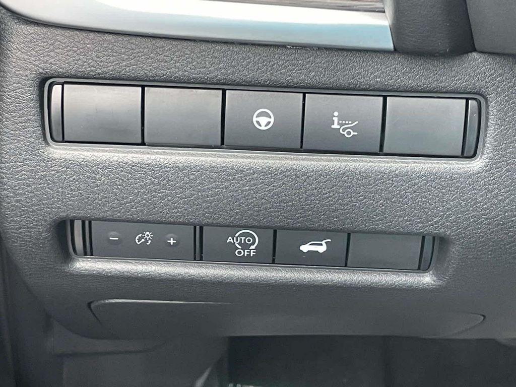 2024 Boulder Gray Pearl Nissan Rogue