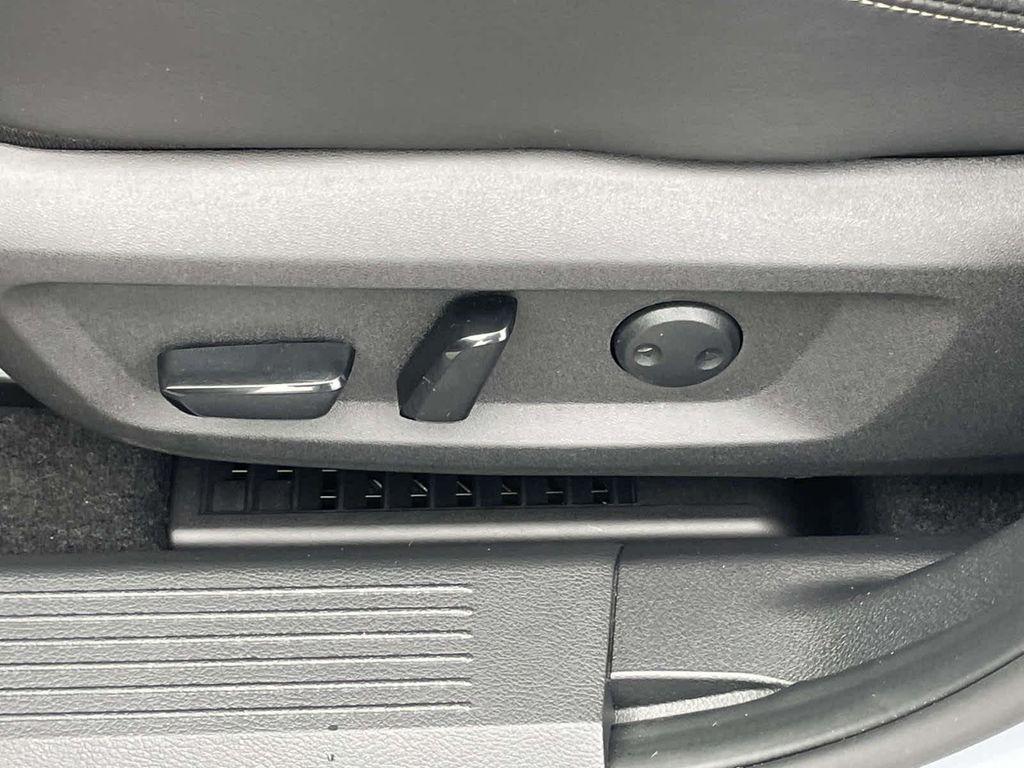 2024 Boulder Gray Pearl Nissan Rogue