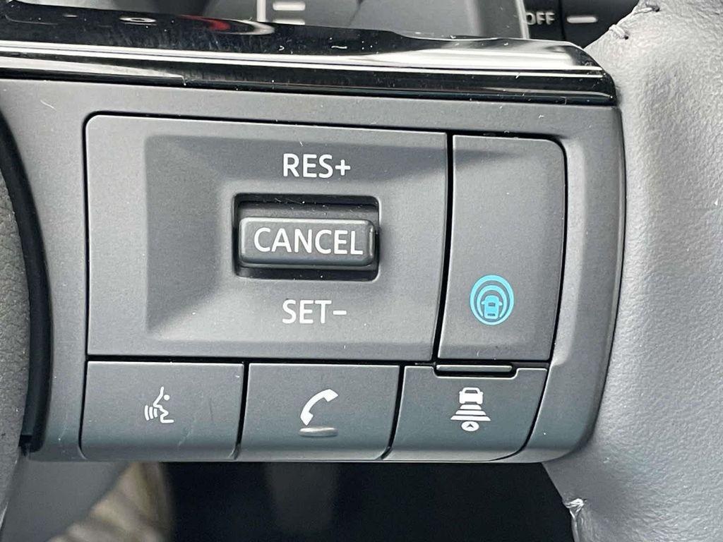 2024 Boulder Gray Pearl Nissan Rogue