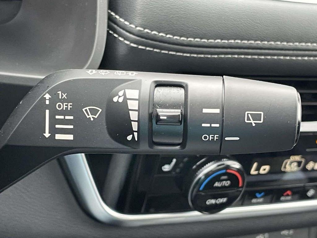 2024 Boulder Gray Pearl Nissan Rogue