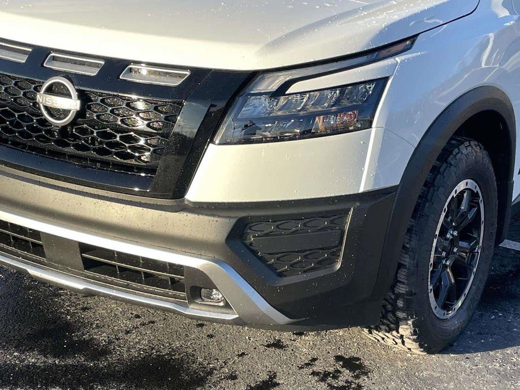 new 2025 Nissan Pathfinder car, priced at $41,620