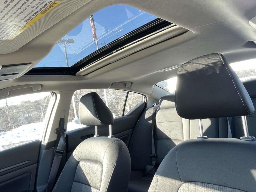 new 2025 Nissan Altima car, priced at $28,995