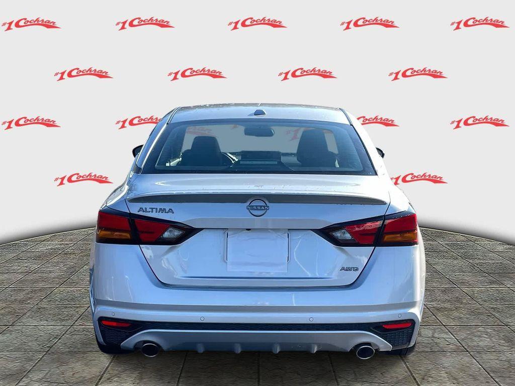 new 2025 Nissan Altima car, priced at $28,995