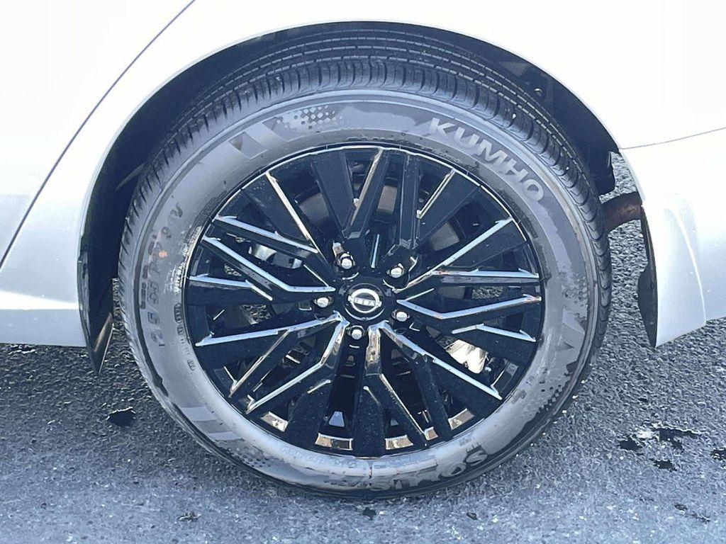 new 2025 Nissan Altima car, priced at $28,995