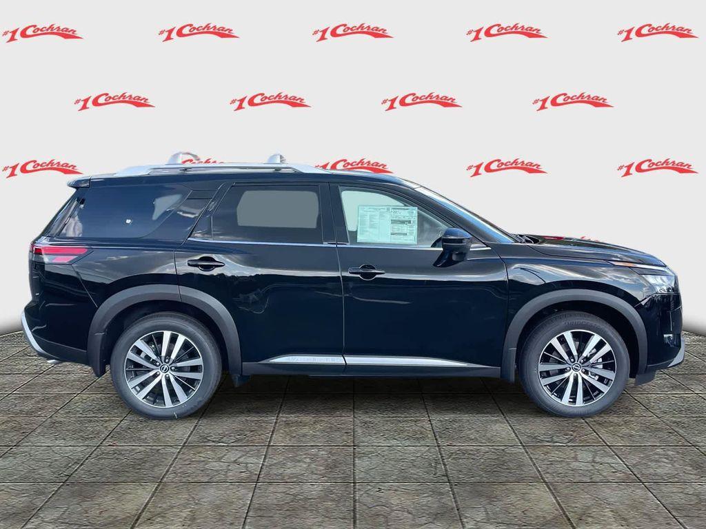 new 2025 Nissan Pathfinder car, priced at $45,031