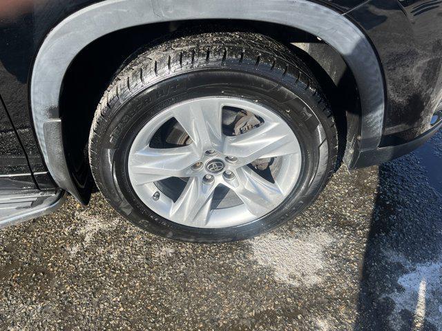 used 2019 Toyota Highlander car, priced at $30,937