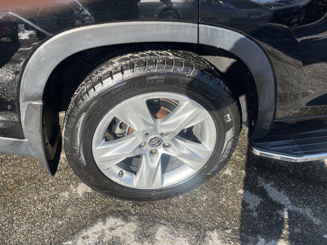 used 2019 Toyota Highlander car, priced at $30,937