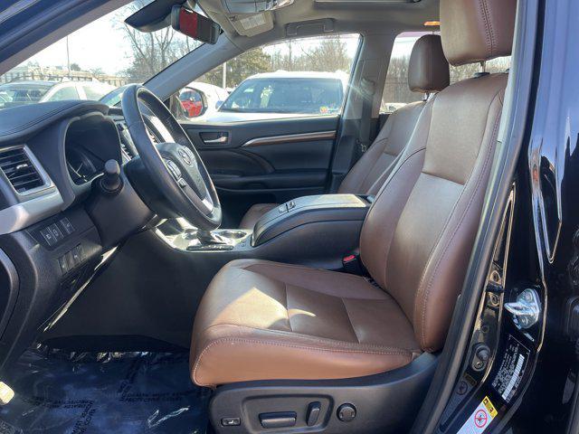 used 2019 Toyota Highlander car, priced at $30,937