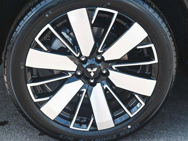 new 2025 Mitsubishi Outlander car, priced at $46,590