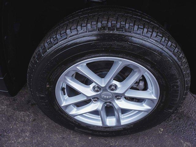 used 2022 Jeep Grand Cherokee L car, priced at $27,490