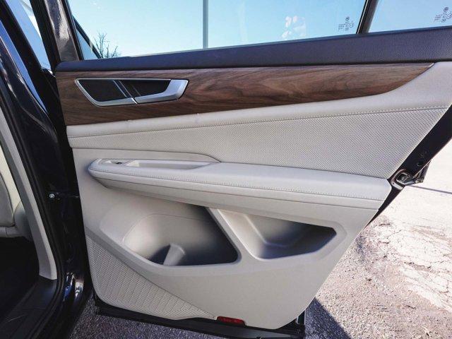 used 2025 Volkswagen Atlas car, priced at $32,490