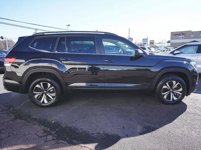 used 2025 Volkswagen Atlas car, priced at $32,490