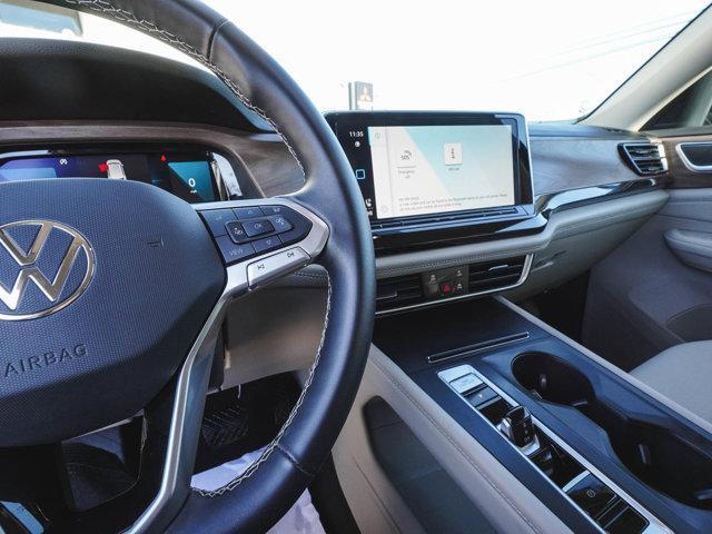 used 2025 Volkswagen Atlas car, priced at $32,490