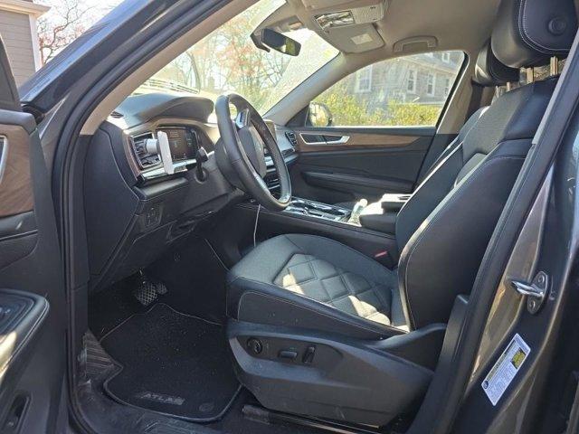 used 2024 Volkswagen Atlas car, priced at $30,990