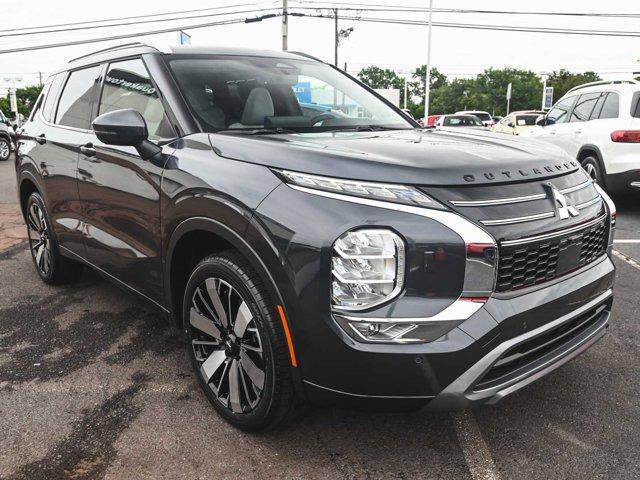 new 2025 Mitsubishi Outlander car, priced at $43,155