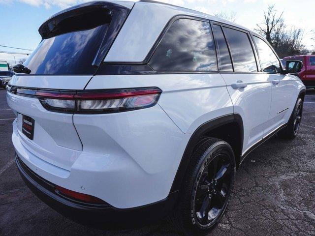 used 2024 Jeep Grand Cherokee car, priced at $29,990