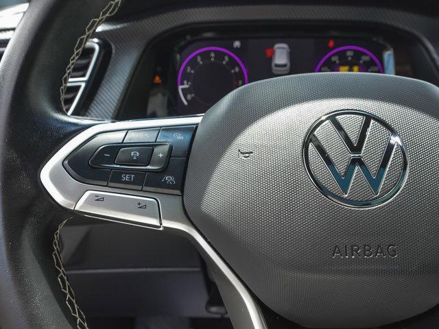 used 2025 Volkswagen Atlas Cross Sport car, priced at $37,990