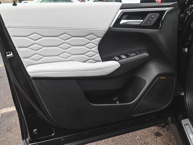 new 2025 Mitsubishi Outlander car, priced at $46,590